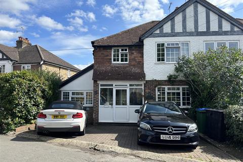 Childsbridge Way, Sevenoaks TN15 3 bed semi