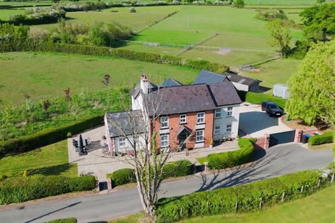 An immaculately presented and... 4 bed detached house for sale