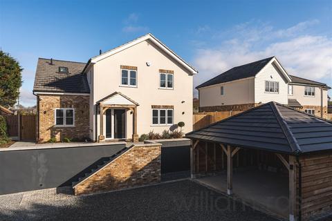 Mott Street, London E4 5 bed detached house for sale