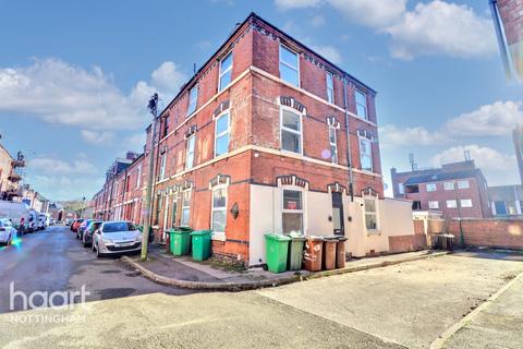 Sherbrooke Road, Carrington 4 bed terraced house for sale