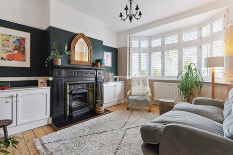 Stoughton Avenue, Cheam, SM3 3 bed terraced house for sale