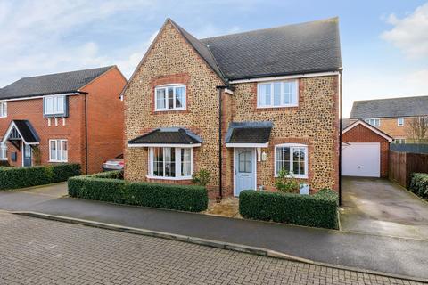 Ferry Drive, Chichester, PO19 4 bed detached house for sale