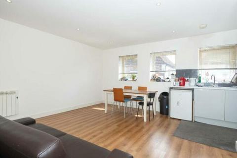 North Road, Lancing BN15 1 bed flat for sale