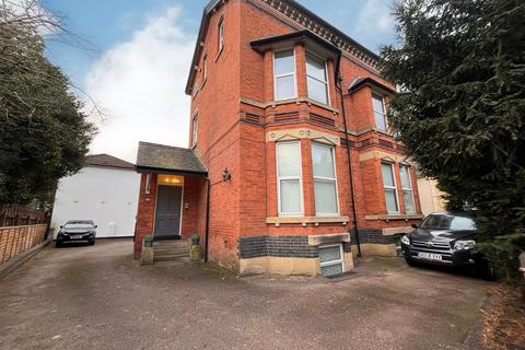 Alderley Road, Wilmslow 2 bed apartment for sale