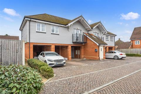 Carter Drive, Broadbridge Heath RH12 2 bed coach house for sale