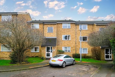Droveway, Loughton 1 bed flat for sale