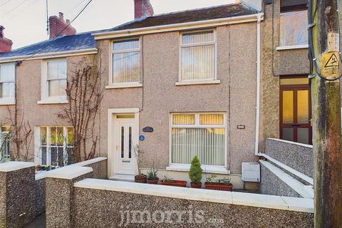 12 The Slade, Fishguard 3 bed terraced house for sale