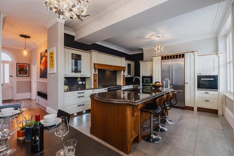 Wigfull Road, Sheffield 5 bed detached house for sale