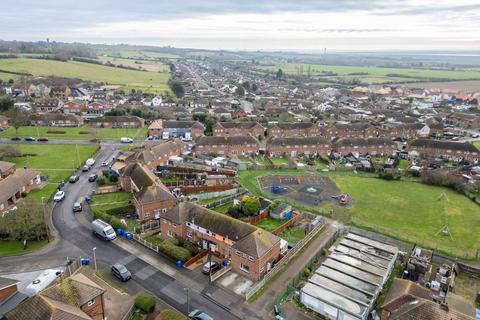 New Road, Sheerness ME12 3 bed end of terrace house for sale