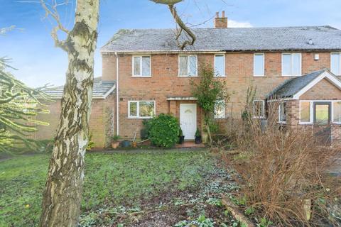 Peel Close, Hampton