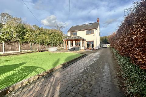 Barrowby Lane, Garforth, Leeds 4 bed detached house for sale