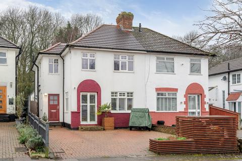 Queensway, West Wickham BR4 3 bed semi