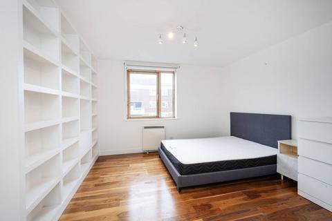 Cremer Street, Shoreditch, London, E2 2 bed flat for sale