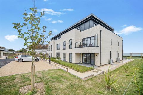 Waters Edge, Claremont Road 2 bed flat for sale