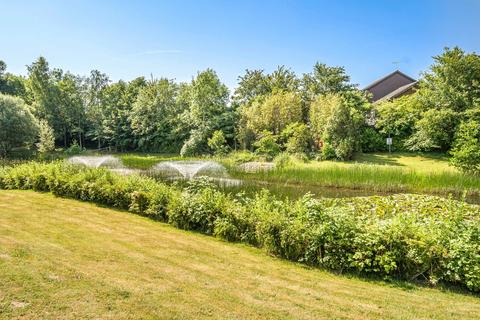 Burrage Road, Surrey RH1 2 bed apartment for sale