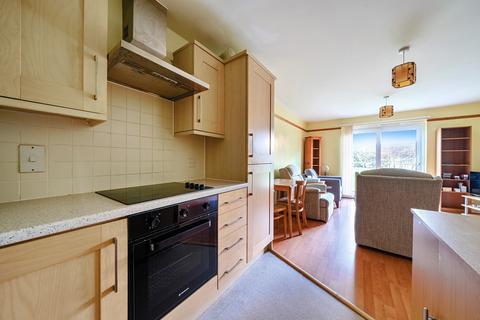 Burrage Road, Surrey RH1 2 bed apartment for sale