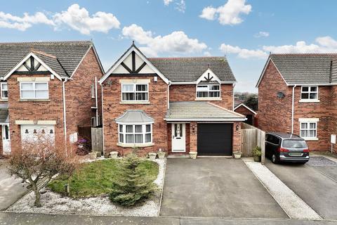 Hampton Drive, Market Drayton, TF9 4 bed detached house for sale