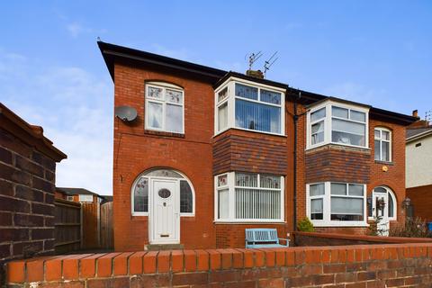 Stephen Street,  Lytham St. Annes, FY8 3 bed semi