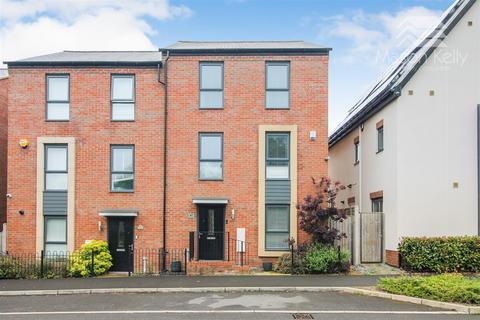 Milton Keynes MK8 4 bed semi