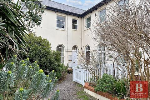 Well presented 1 bedroom ground floor... 1 bed apartment for sale