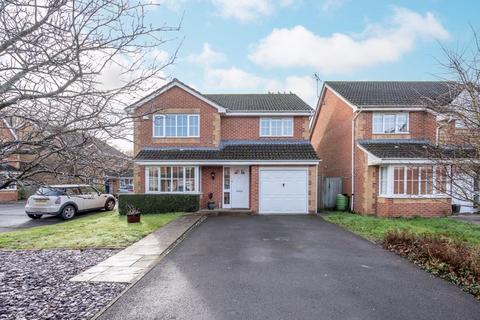Aviary Close, Chichester 4 bed detached house for sale