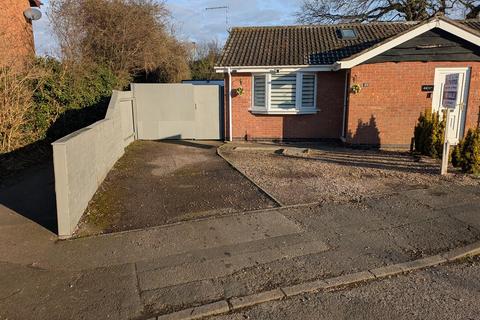 Bosworth Close, Hinckley 1 bed semi