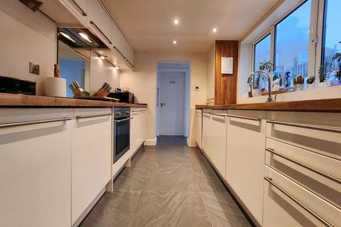 Flora Road, Ramsgate CT11 3 bed terraced house for sale