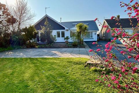Steynton Road, Milford Haven... 5 bed detached house for sale
