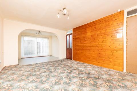 Gardenia Court, Laindon, Basildon, Essex 3 bed terraced house for sale