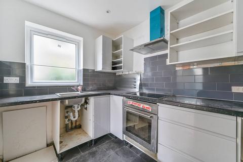Holmesdale Road, SE25, South Norwood... 1 bed flat for sale