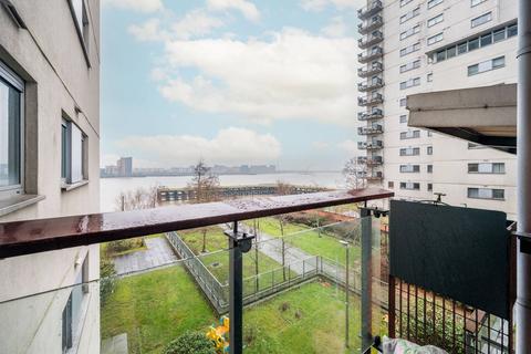 Sark Tower, Thamesmead, London, SE28 2 bed flat for sale