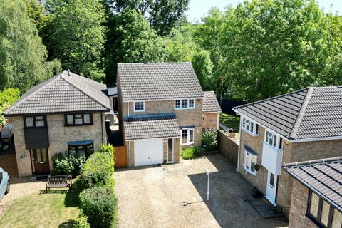 Lime Close, Hartwell, NN7 2PS 4 bed detached house for sale