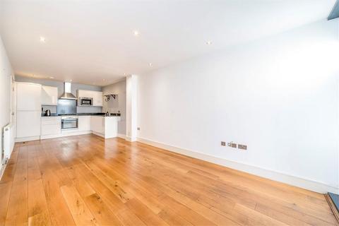 Greenwich High Road, London SE10 2 bed flat for sale