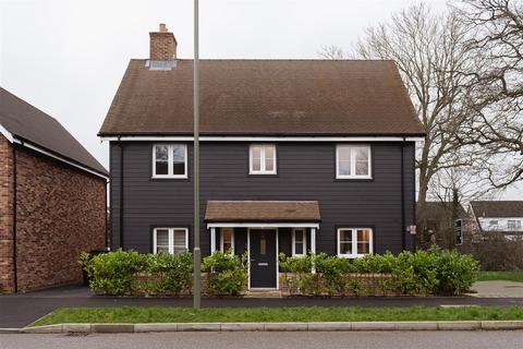 Webber Street, Horley 4 bed detached house for sale