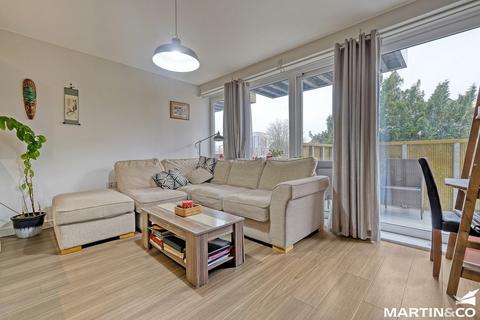 Cunard Square, Chelmsford 2 bed apartment for sale