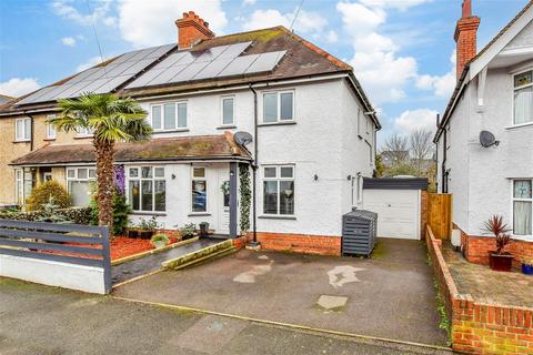 Alder Road, Folkestone, Kent 4 bed semi