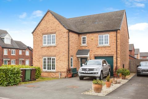 Benson Lane, West Yorkshire WF6 4 bed detached house for sale