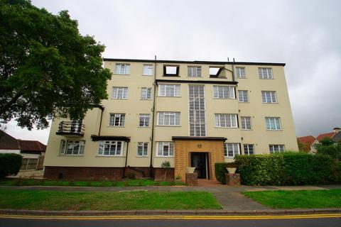 Leigh Heath Court, London Road, Leigh... 3 bed flat for sale