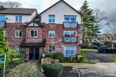 Home Farm Avenue, Macclesfield SK10 2 bed flat for sale