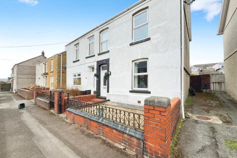 James Street, Pontarddulais, Swansea... 3 bed semi