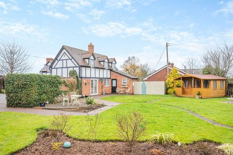 Tenbury Wells WR15 3 bed detached house for sale