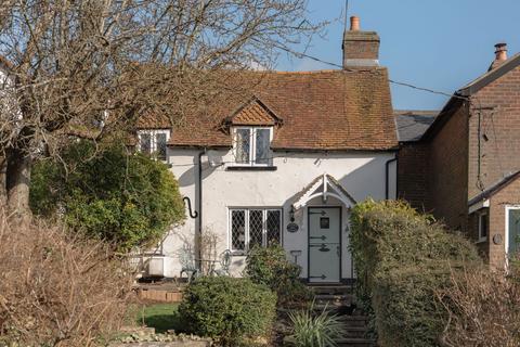 Wigginton Bottom, Tring... 2 bed semi