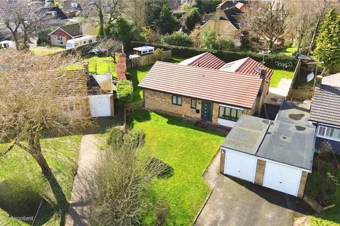 Hill Bottom Close, Whitchurch Hill... 4 bed bungalow for sale