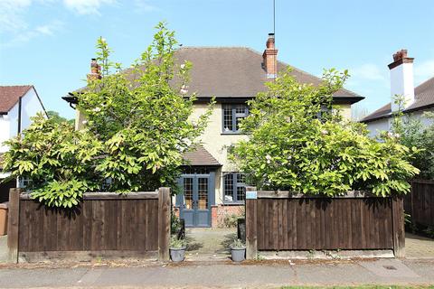 Lackford Road, Chipstead 4 bed detached house for sale
