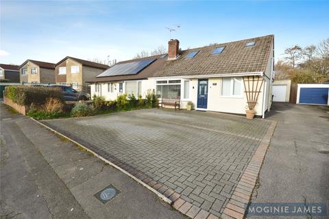 Hampton Crescent East, Caerdydd... 2 bed bungalow for sale
