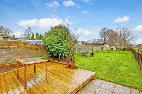 Vicarage Lane, East Farleigh... 3 bed semi