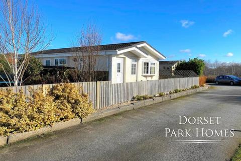 Knoll Residential Park, Gatemore... 2 bed park home for sale