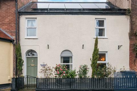 Exeter EX2 3 bed cottage for sale