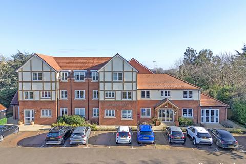 Laindon Road, Billericay, CM12 1 bed apartment for sale