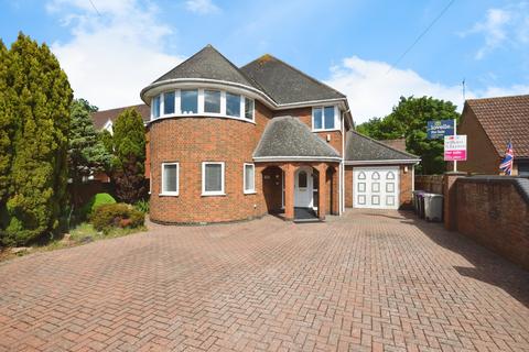 Derby Avenue, Skegness PE25 5 bed detached house for sale